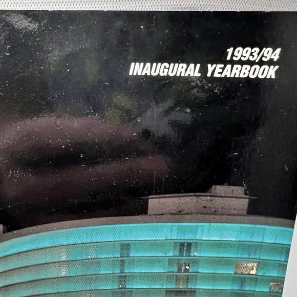 Vintage Las Vegas Thunder IHL Hockey Inaugural 1993 - 1994 Official Year Book - Picture 5 of 6